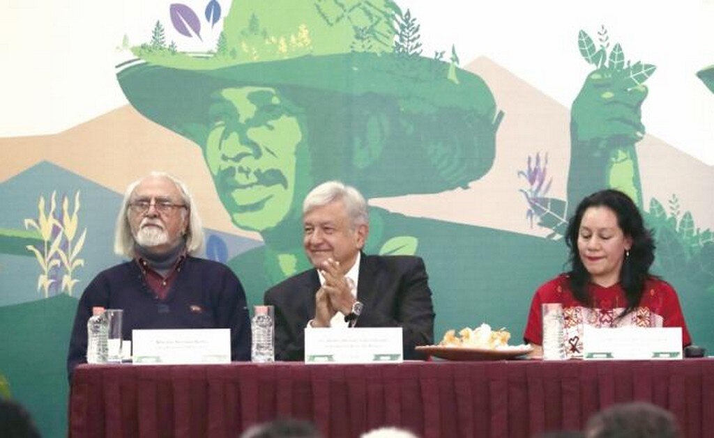  Aeropuerto puede ir, si empresarios pagan: AMLO