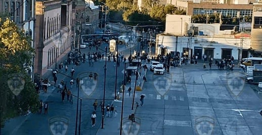 Jubilados del sistema de seguridad montan plantón en la Alameda de SLP; exigen pago de adeudos