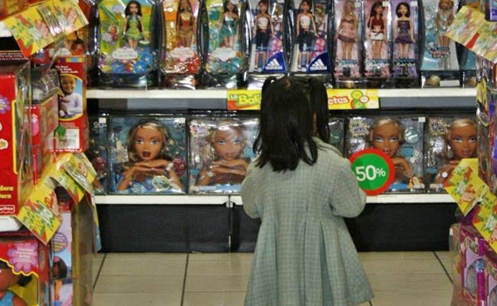 Cuidado con regalar juguetes no adecuados para la edad de los niños: IMSS