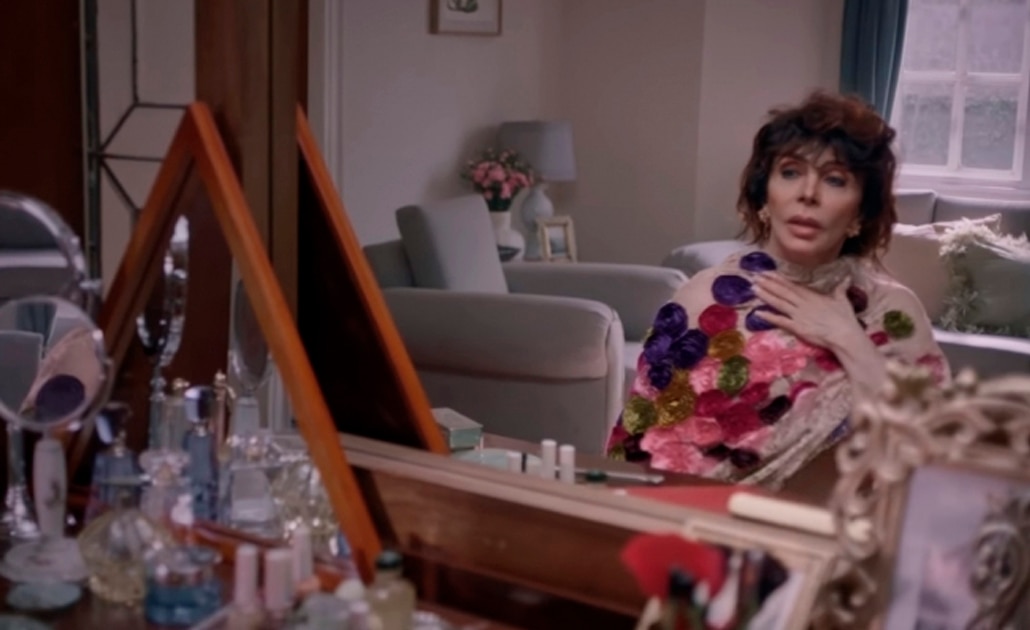 Manolo Caro confirma muerte de Virginia de la Mora en "La casa de las flores"