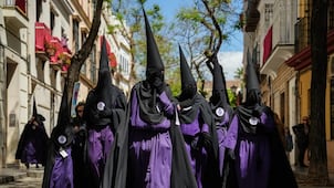SLP y Sevilla podrían hermanar sus Procesiones del Silencio con intercambio de cofradías