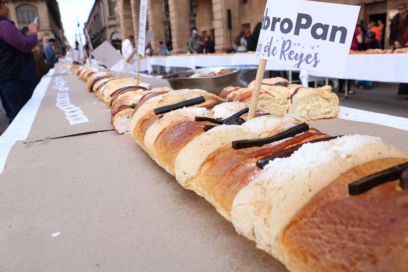 ¡Monumental! Potosinos difrutarán de 200 metros de Rosca de Reyes este 4 de enero. Foto: Especial