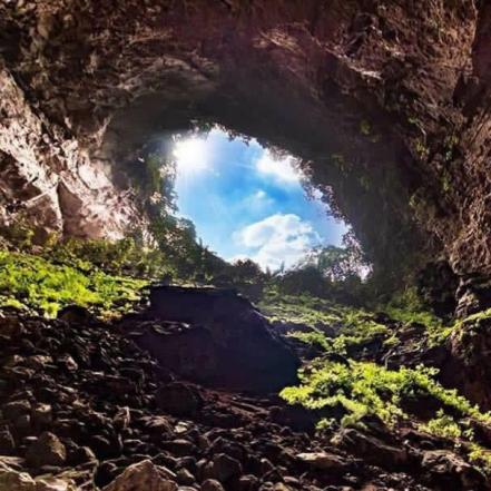 Brujas, monjes, tradiciones ancestrales. Las místicas experiencias en cuevas de la Huasteca