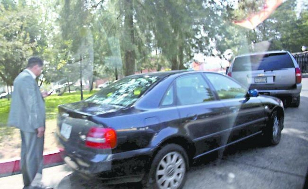  Pagan 1,782 mdp a choferes de altos funcionarios