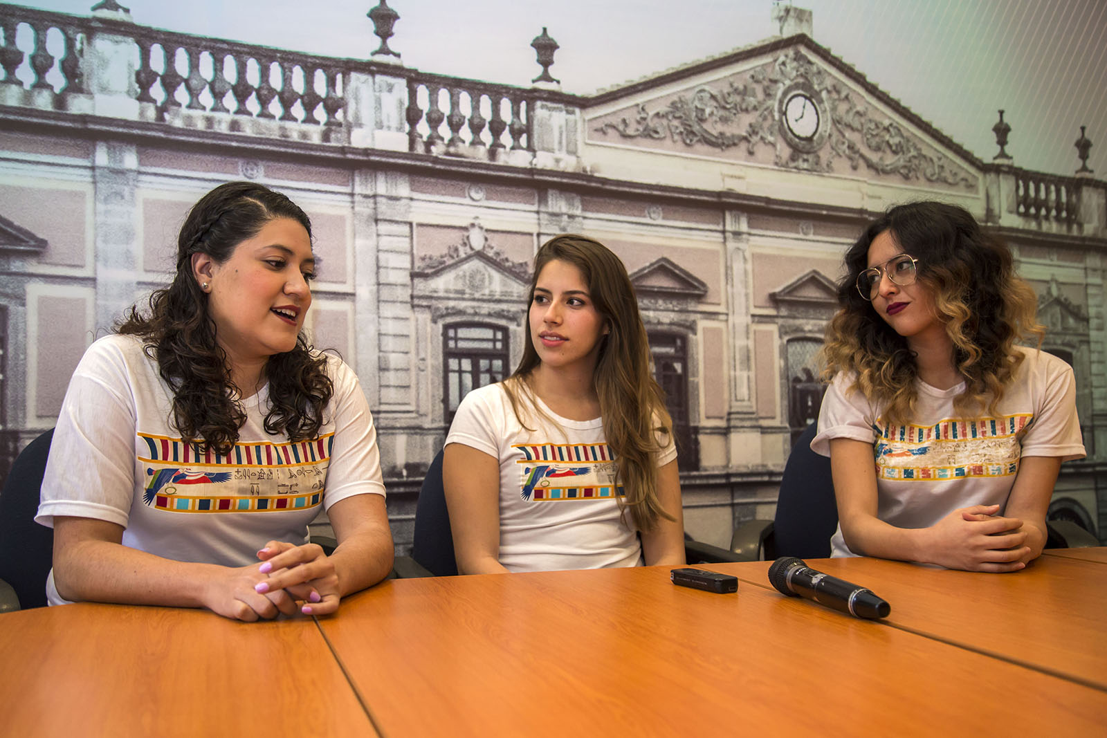 Estudiantes reciben reconocimiento por restauración en Egipto