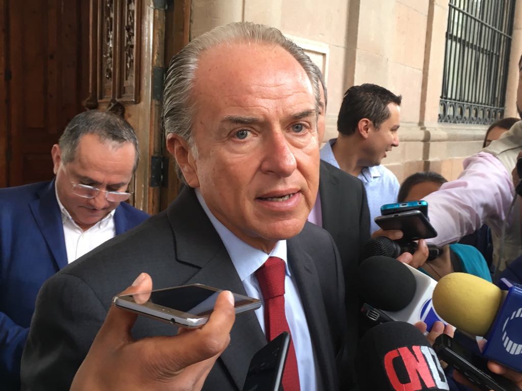 Gobernador apoyará a los afectados por incendio en Tamazunchale