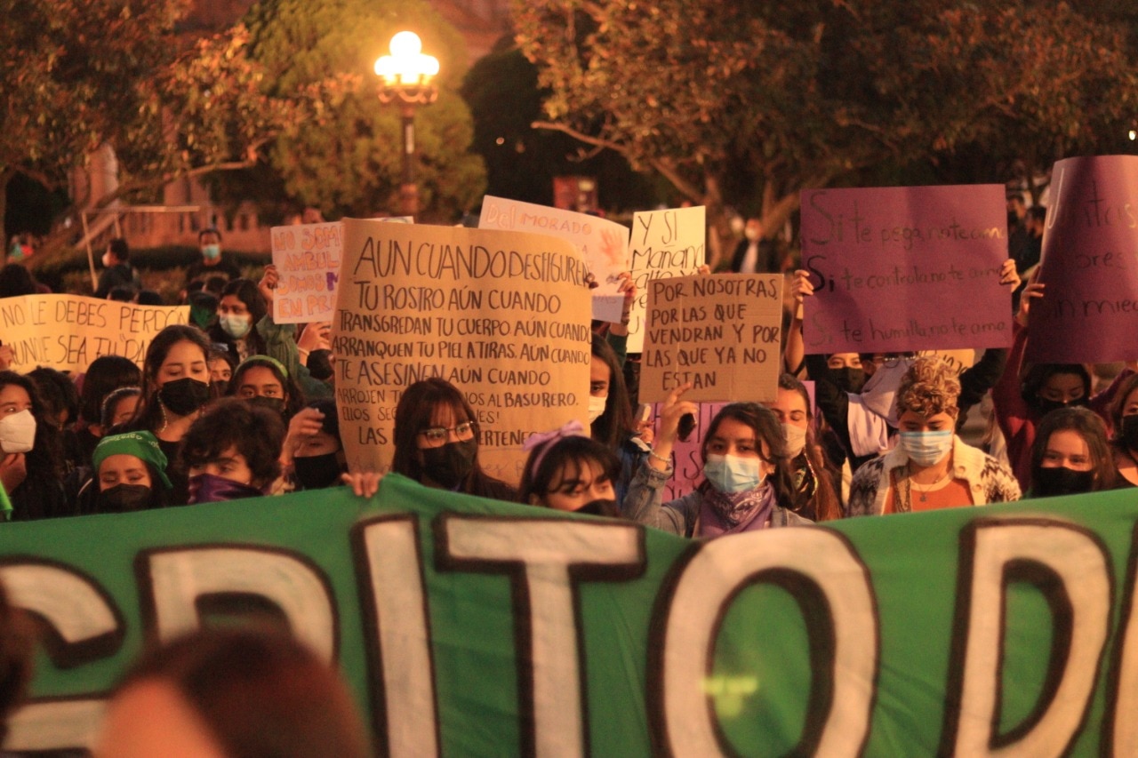 “En el recalentado me pegó frente a todos”; historias sobre violencia doméstica durante fiestas decembrinas en SLP