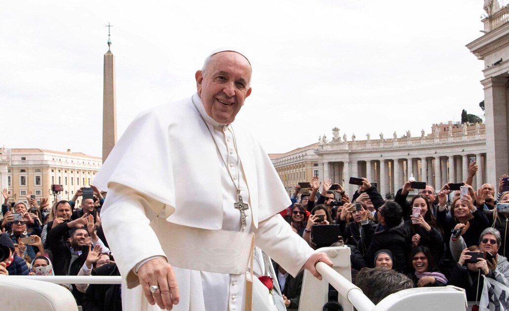 Papa promulga ley para evitar abusos sexuales de menores en el Vaticano