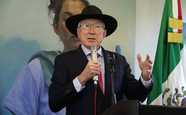 Ken Salazar responde a Sheinbaum sobre el caso de "El Mayo"; "no era nuestro avión, piloto y ni nuestra operación", dice
