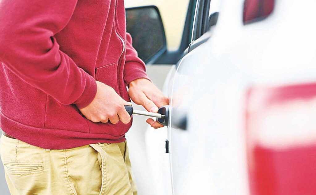 ¡Cuidado! Estos son los autos más robados en México, según la AMIS
