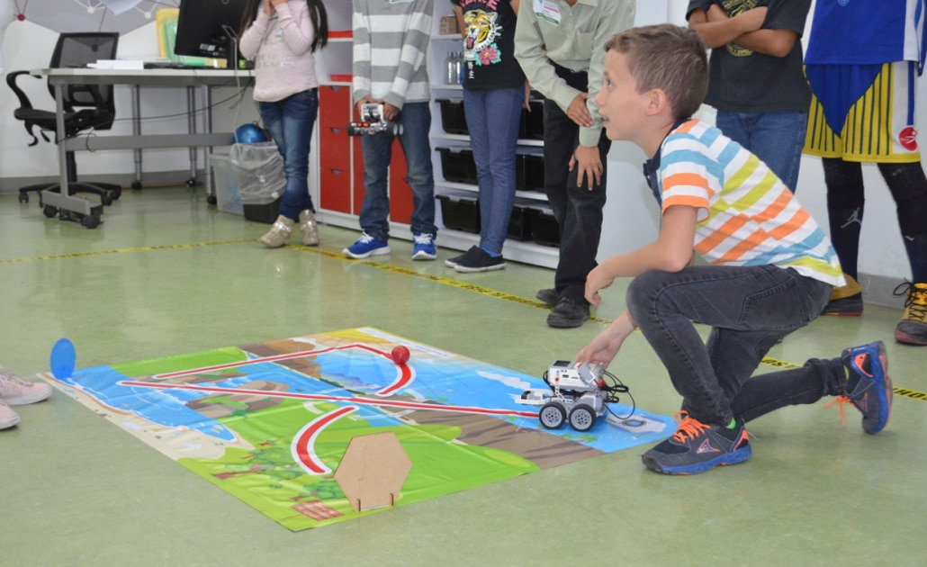 Representarán 9 jóvenes a SLP en Feria Nacional de Robótica