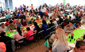 Antojitos de Villa de Reyes deleitan paladares en la Fenapo 2026