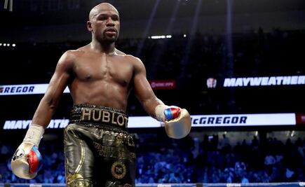 Mayweather se burla del 'Canelo'