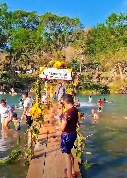 Playa El Manantial en SLP. Foto: Fb@Temamatla Tamazunchale San Luis Potosí