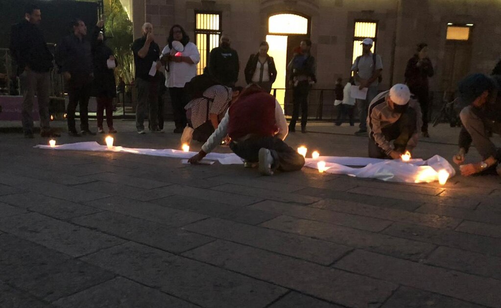 Hombres se manifiestan contra la violencia hacia las mujeres
