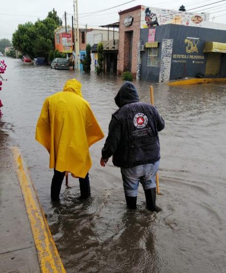 Intensa lluvia en Soledad provoca 15 cierres a la circulación en SLP