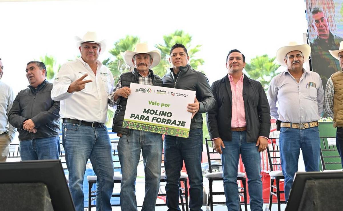 Gobernador de SLP entrega maquinaria y apoyos a productores; beneficios se duplicarán para 2026, señala