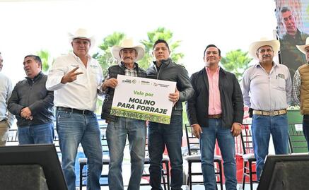 Gobernador de SLP entrega maquinaria y apoyos a productores; beneficios se duplicarán para 2026, señala