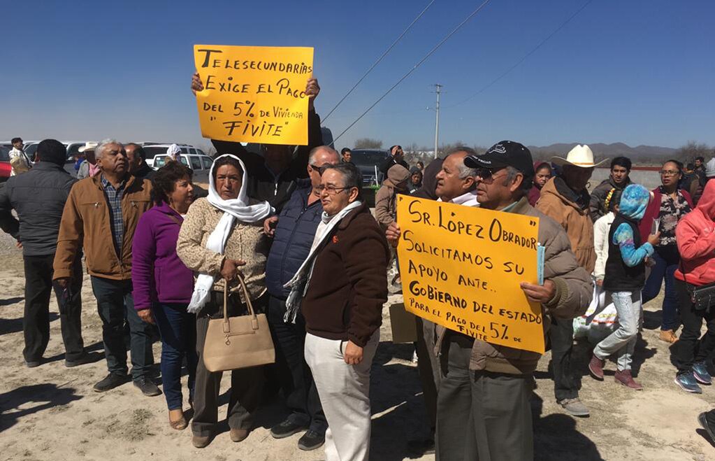 Jubilados piden intervención del gobierno federal para recuperar 380 mdp