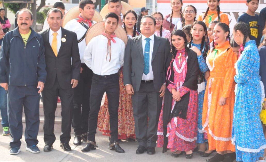 Soledad celebró tradicional desfile revolucionario