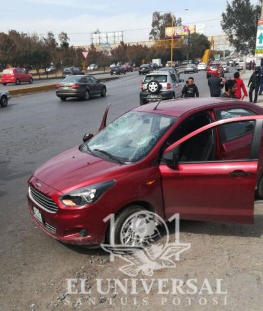 Reportan enfrentamiento entre taxistas y uber