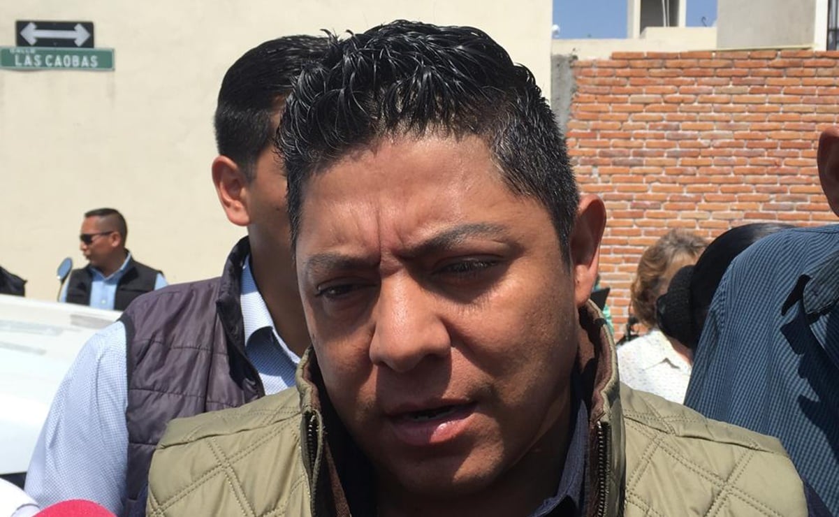 Asegura Ricardo Gallardo que tarjeta Mi Pase funciona en el 80% de las unidades de transporte 