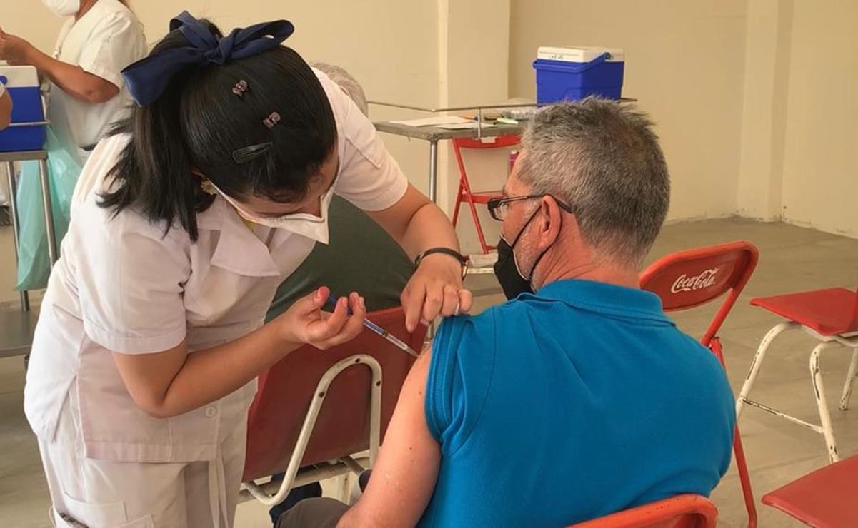 Anuncian jornada de vacunación antiCovid para mayores de 18 años en SLP 