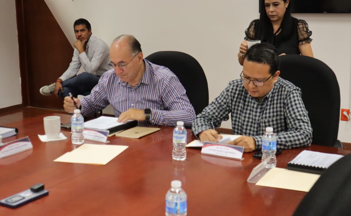 "Estoy listo, me declaro listo si mañana el congreso declara la desaparición del interapas". Foto: Archivo EL UNIVERSAL