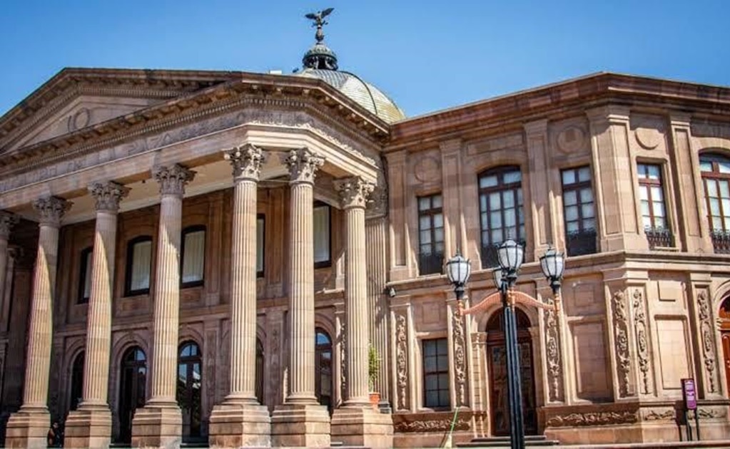 Fiscalía descarta asesinato de persona encontrada a las afueras de Teatro de la Paz