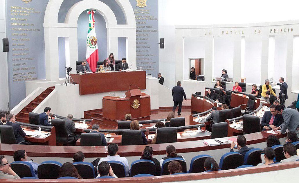 Descontarán el día a “El Mijis” por faltar a sesión en Congreso del Estado 