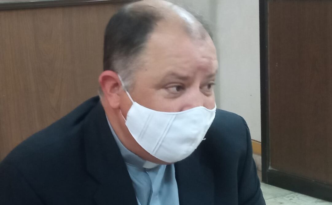 El vocero del Arzobispado de San Luis Potosí, Juan Jesús Priego, rechazó la iniciativa de López Obrador que involucra al INE. Foto: Samuel Estrada