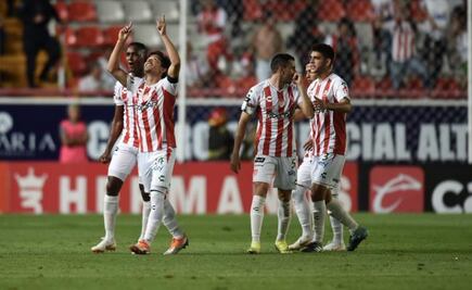  Necaxa termina con invicto de Cruz Azul