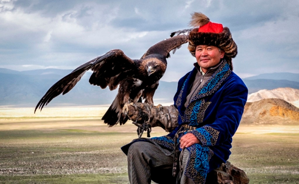 La caza con águilas, del grupo indígena kazajo, se remonta aproximadamente seis mil años atrás. (Foto: iStock)