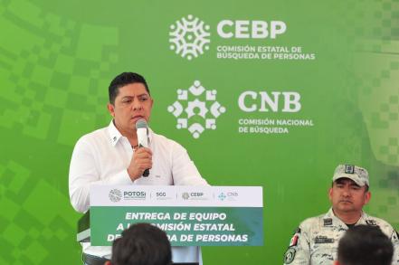 Gobierno de SLP entrega equipo de alta tecnología para búsqueda de personas