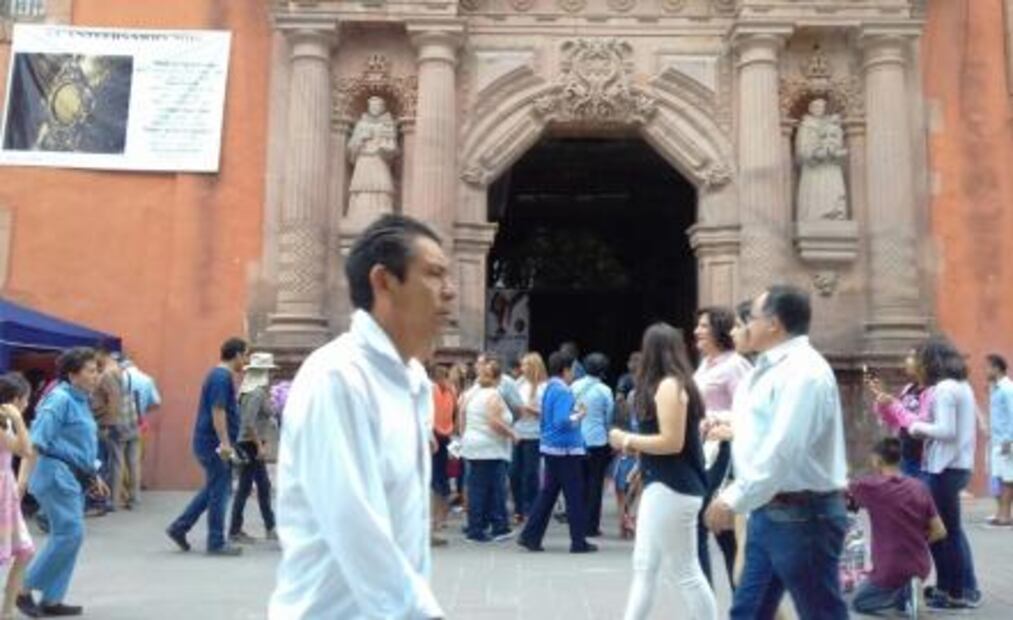 Gran afluencia en templos por visita a los Siete Altares