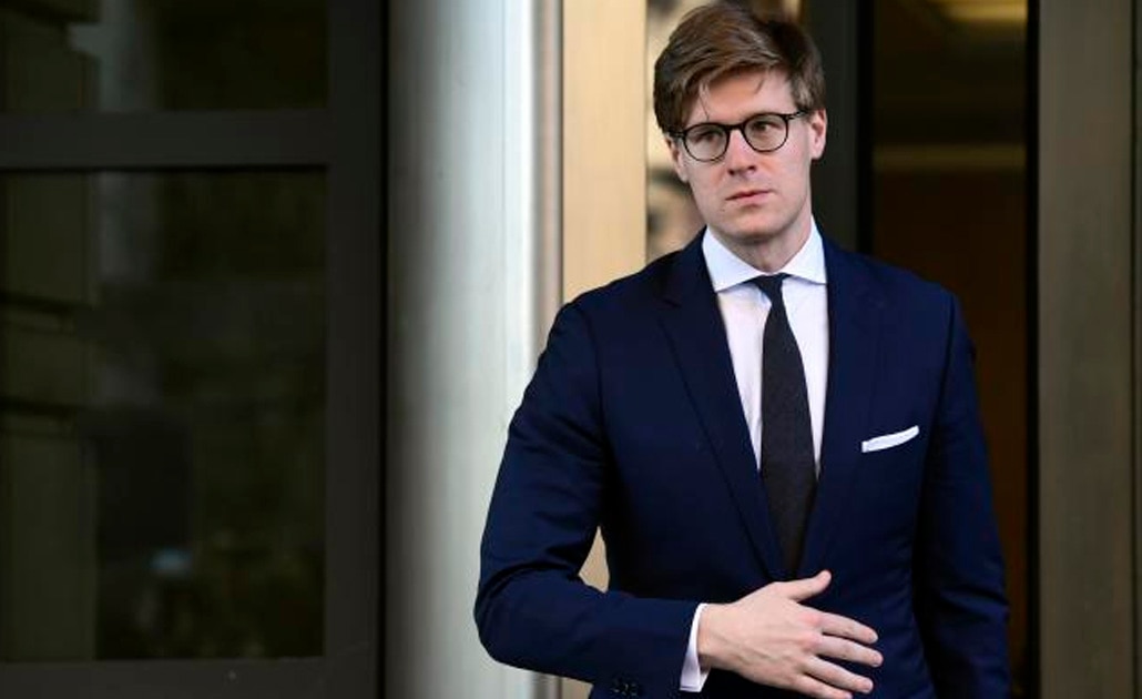 Abogado vinculado a campaña de Trump se declara culpable de mentir al FBI