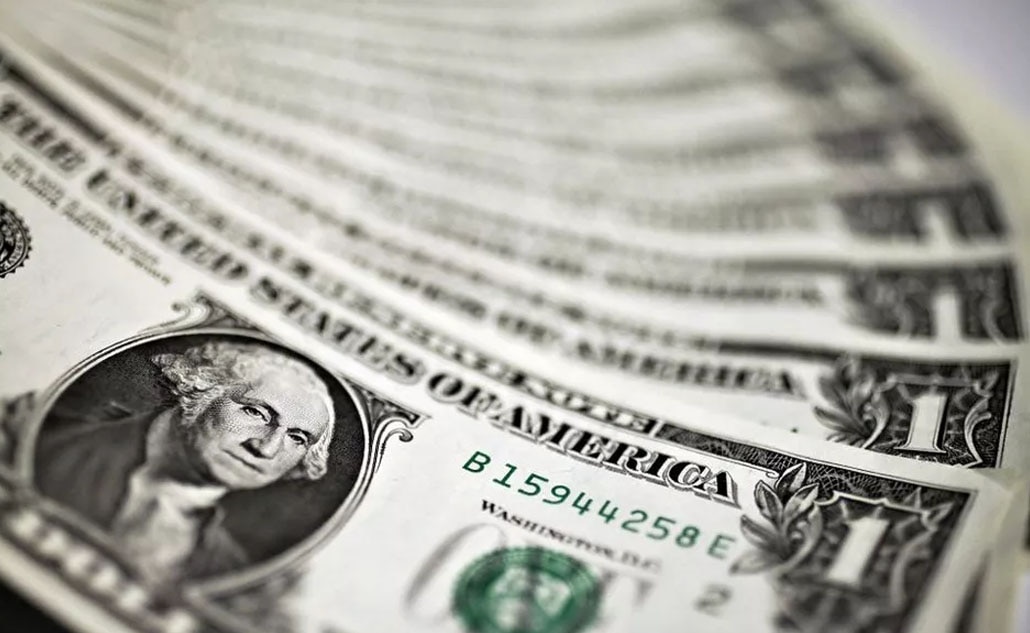 Sector comercial teme escalada de precios por alza del dólar