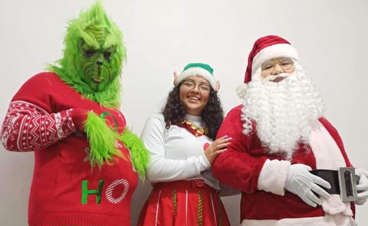 De luchador a Santa Claus, José Santos reparte sonrisas y alegría en Navidad. Fotos: Especiales
