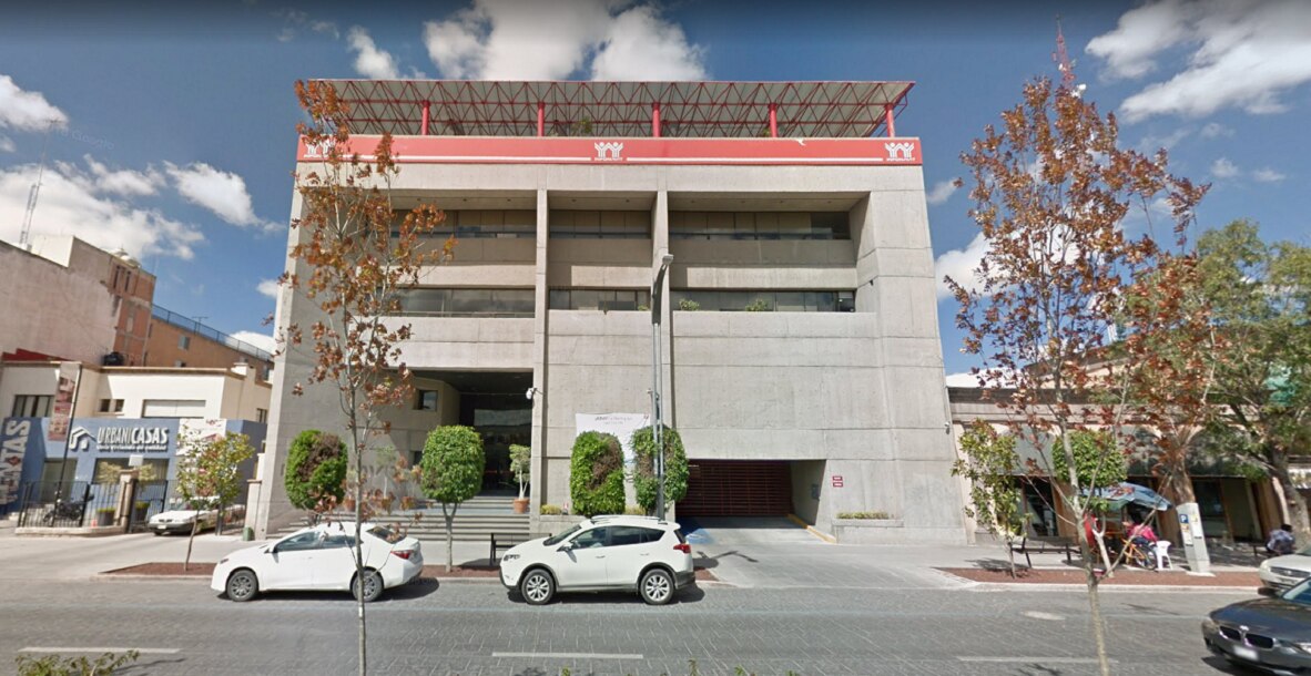 Llega a INFONAVIT Martín Dorantes Peña, Narváez se va al nacional