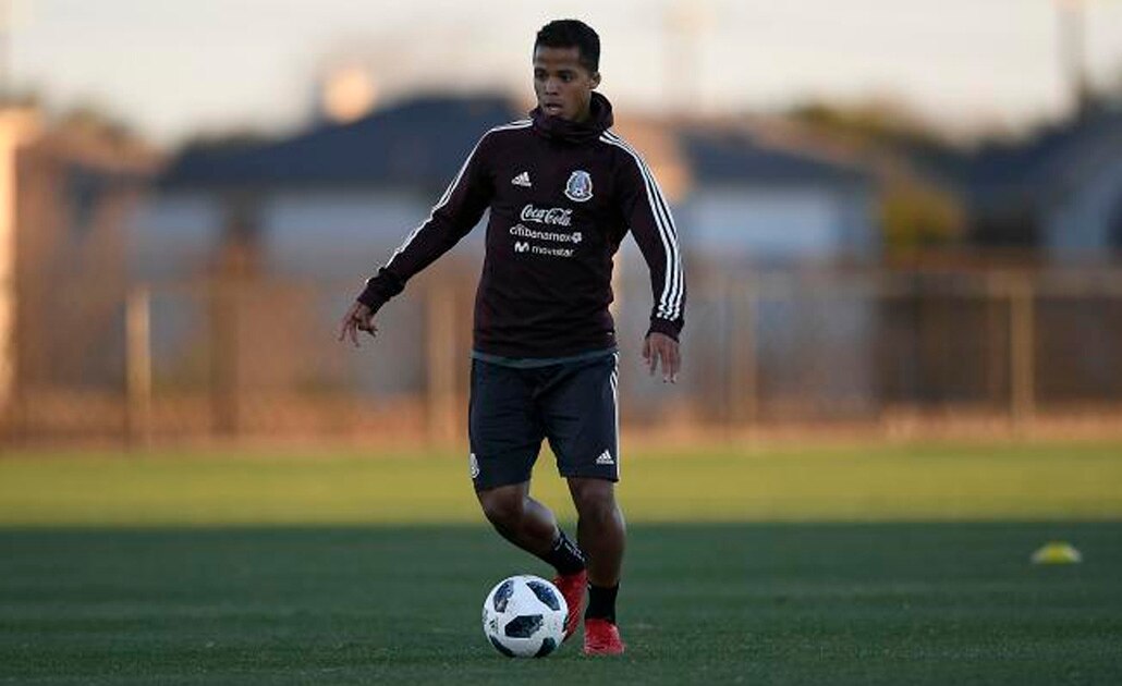 Giovani dos Santos en duda para jugar con el Tri