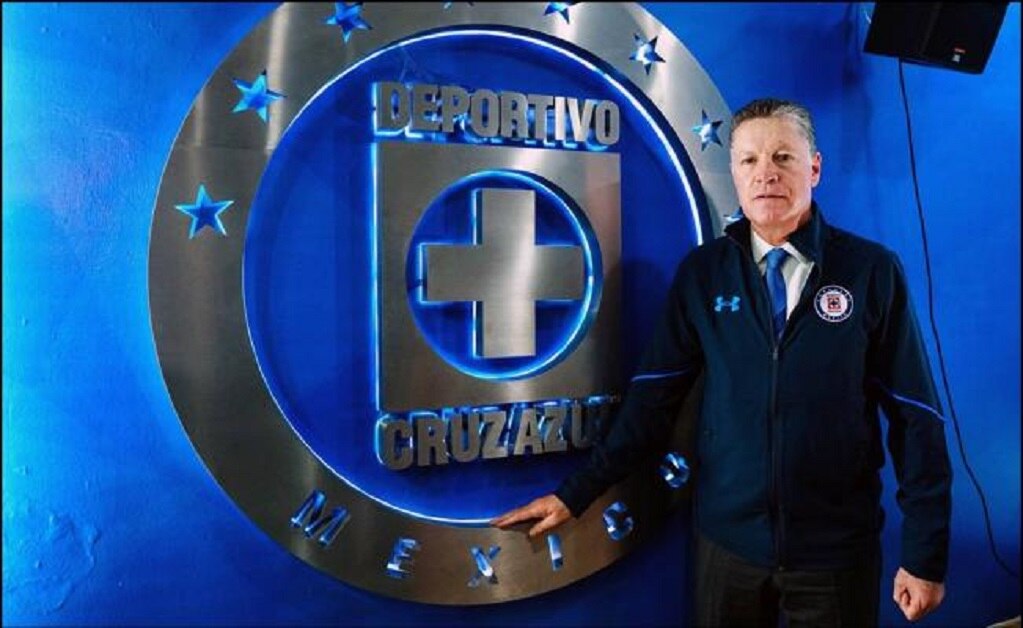 Ricardo Peláez explica la salida del comando chileno