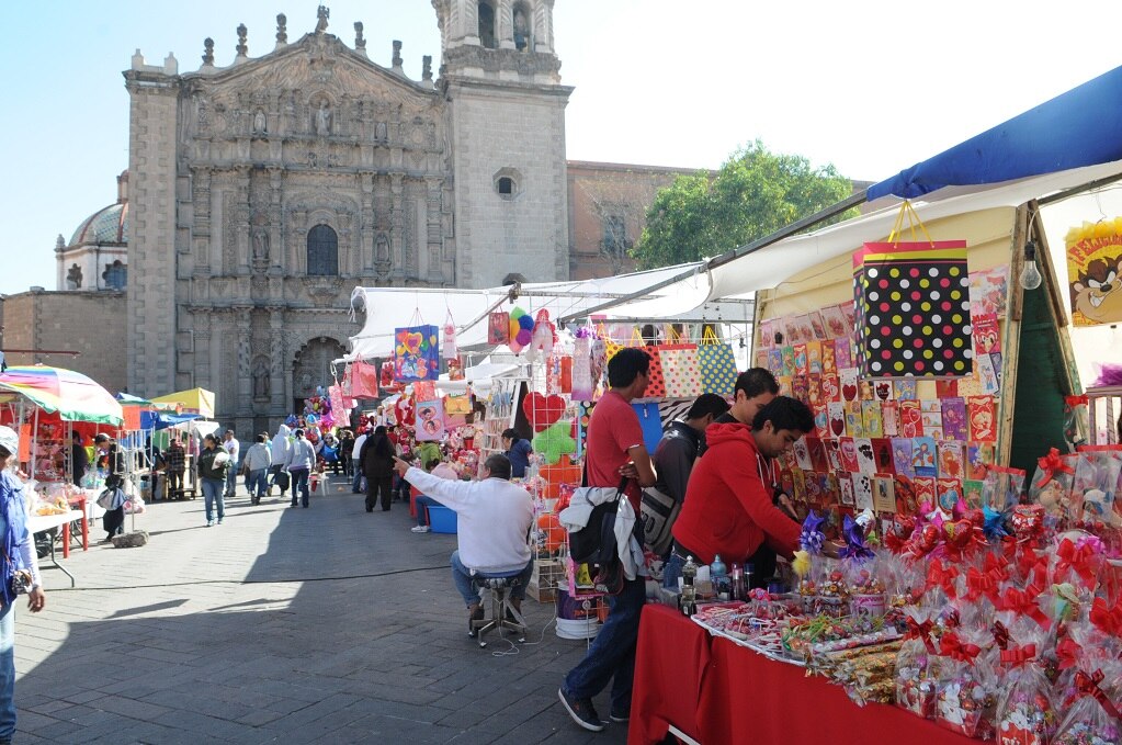 Se suma Coparmex a exigencia de ordenamiento de comercio informal