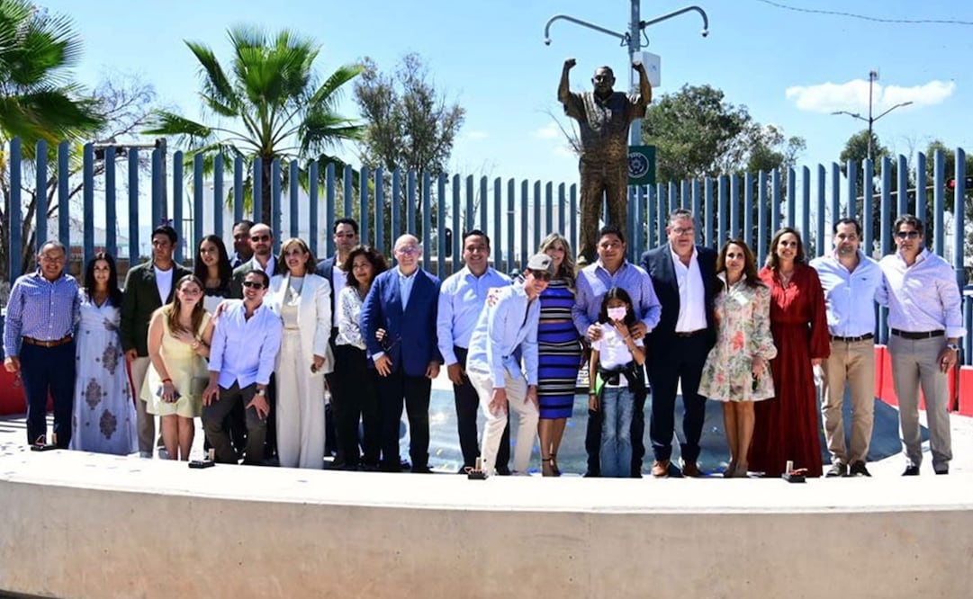 Develan estatua de Jacobo Payán en la capital de SLP, además de un bulevar con su nombre. Foto: Especial
