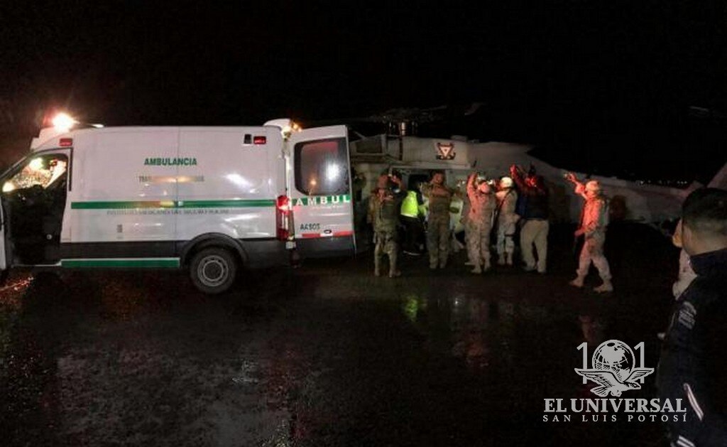 Marina traslada a Marichuy a hospital de La Paz