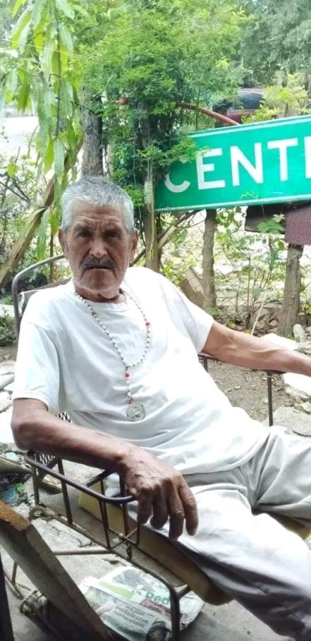 Don José y la familia Macías se conocen; ambos continúan buscando a su familia en SLP