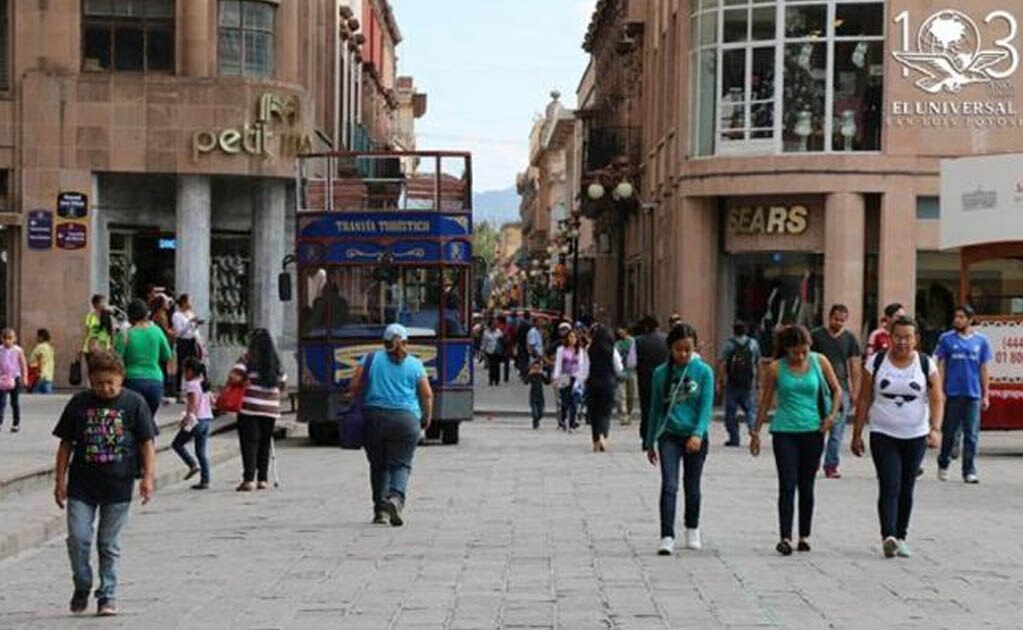 Prevén repunte en sector comercial de 5 a 10 por ciento por Navidad