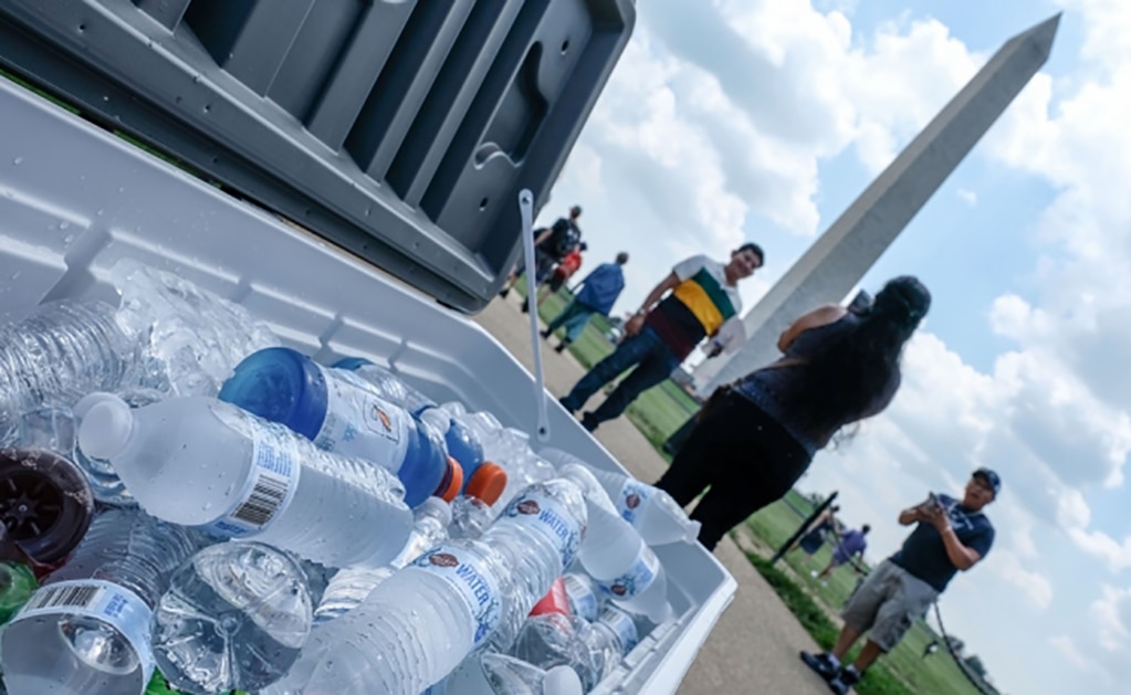 Persiste alerta en costa este de EU por ola de calor