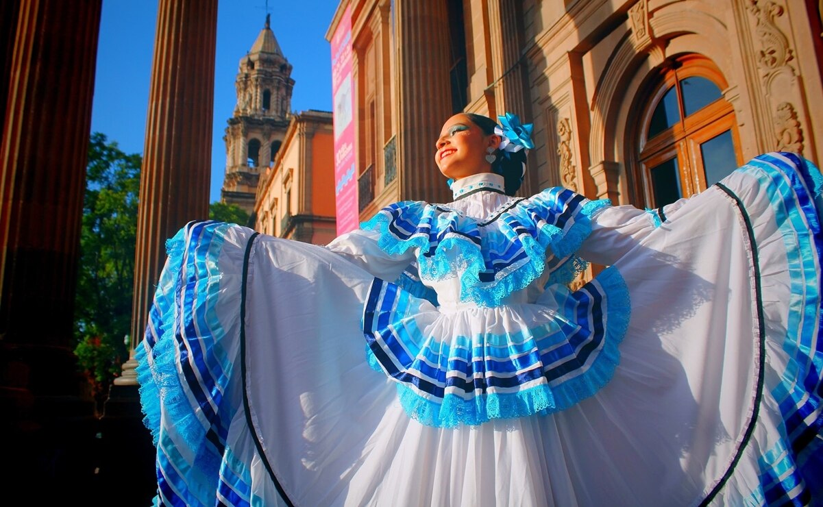 Orgullo potosino: Ximena Serrano, la bailarina que representará a SLP en el Certamen Nacional de Folklor