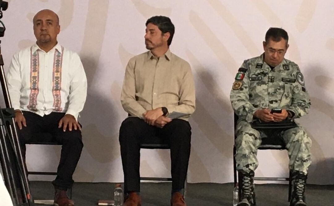 Embajador de México en Perú, Pablo Monroy, asiste a la mañanera de AMLO en Tabasco