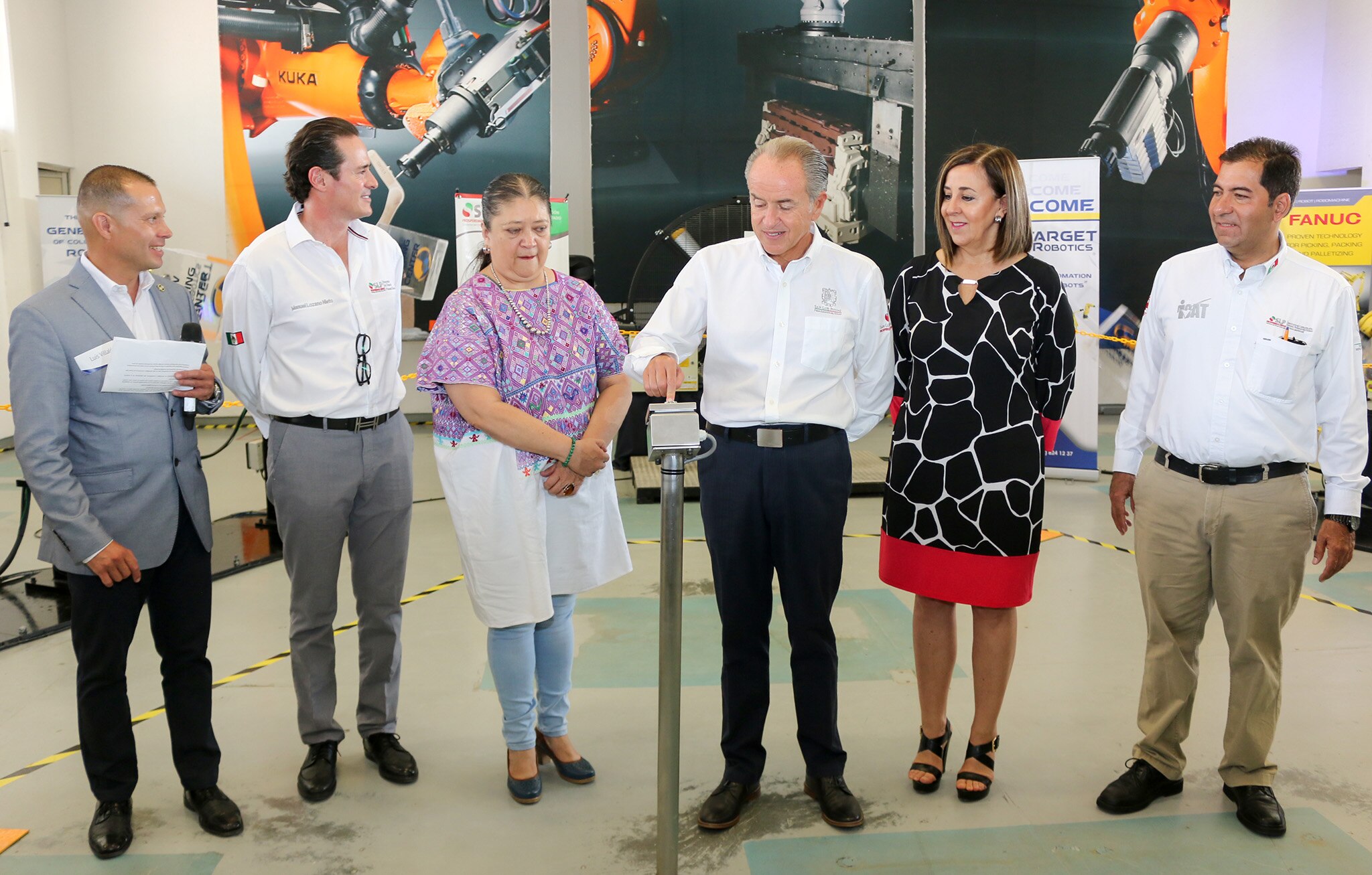 SLP inaugura el laboratorio público de robótica y programación más grande de Latinoamérica